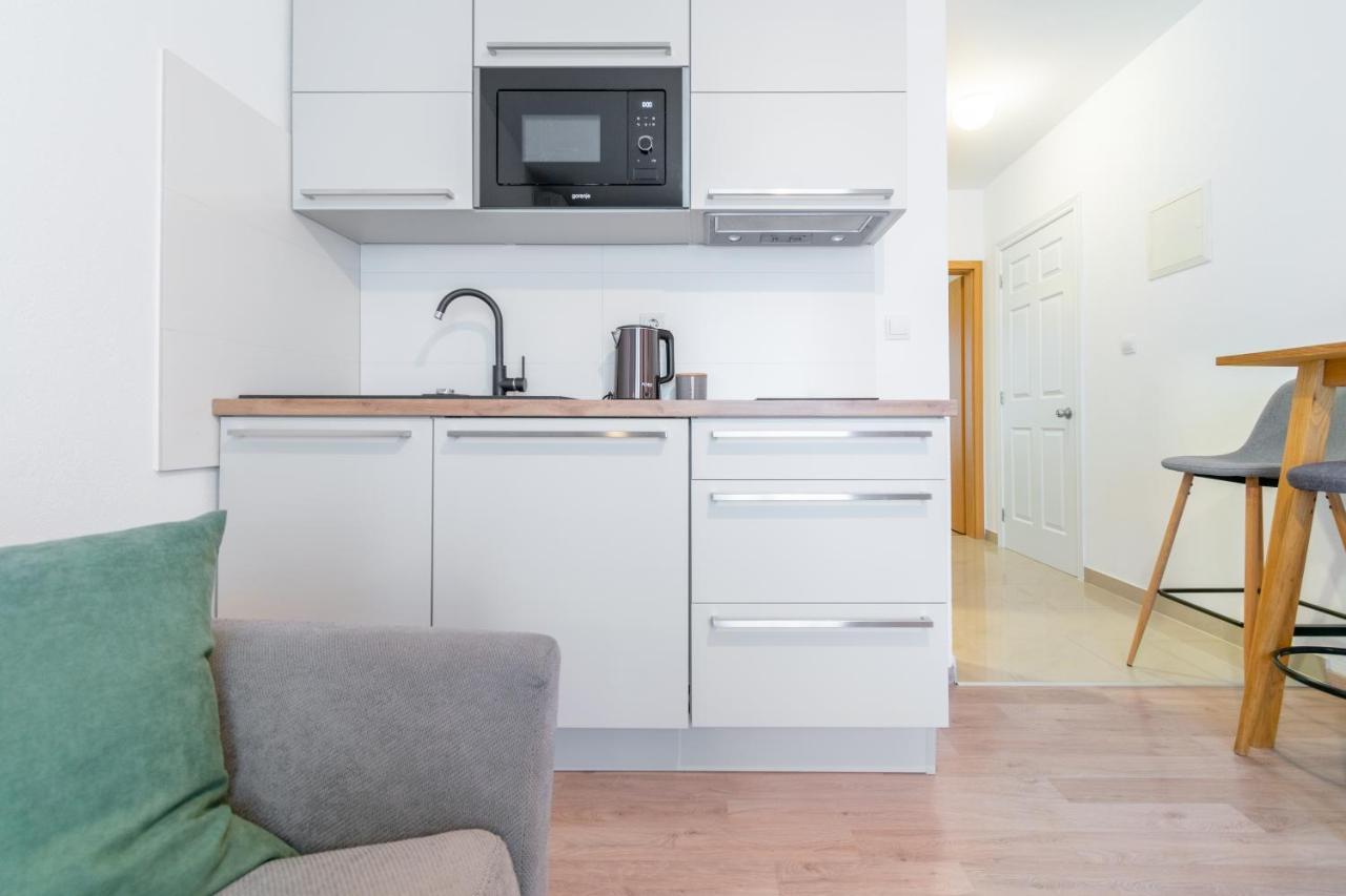 Apartmani Eterovic Baška Voda المظهر الخارجي الصورة