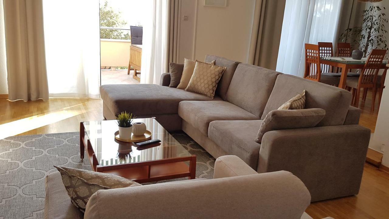 Apartmani Eterovic Baška Voda المظهر الخارجي الصورة